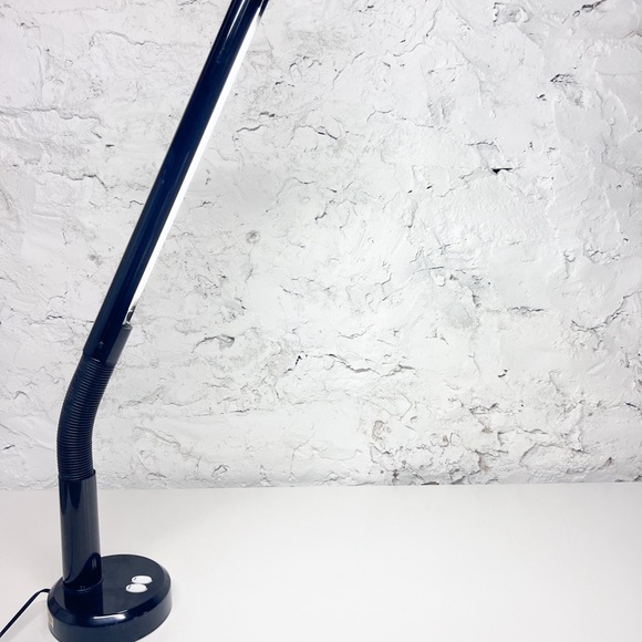 1980s Bendable Post Modern Tube Desk Lamp – Tribute to Anders Pehrson Design - Picture 9 of 9
